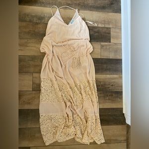 She  + Sky Boutique Maxi